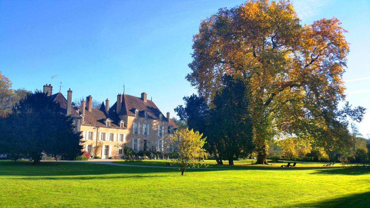 Chateau De Vault De Lugny Exterior foto